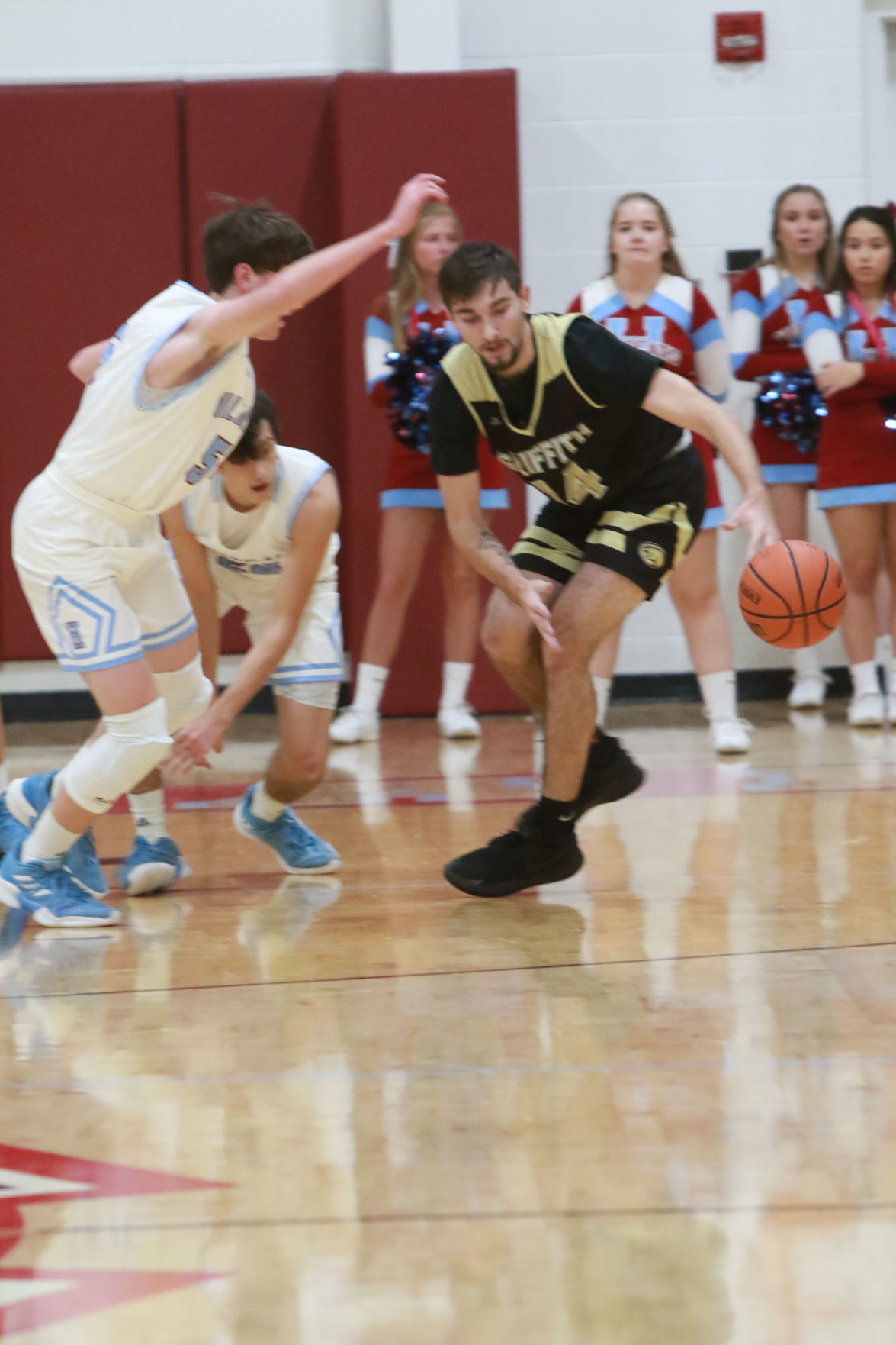 Gallery: Boys basketball - Griffith at Hanover Central